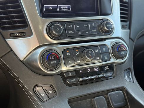 Used 2017 Chevrolet Tahoe LT AWD/4WD image 21