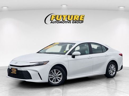 Certified 2025 Toyota Camry LE AWD/4WD image 10