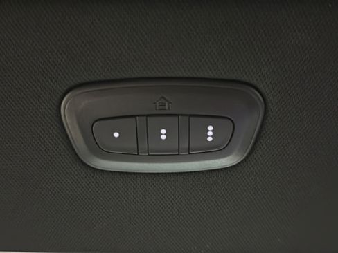 Used 2023 Jeep Wagoneer L Series III w/ Premium Group I AWD/4WD image 34