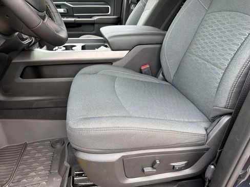 New 2026 RAM 2500 Big Horn AWD/4WD image 20