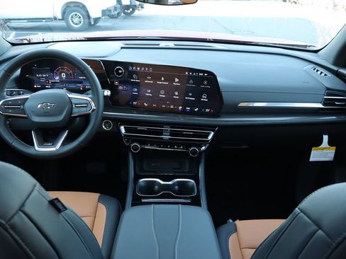 New 2027 Chevrolet Traverse Z71 AWD/4WD image 25
