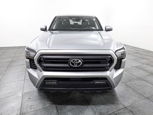Used 2024 Toyota Tacoma SR5 AWD/4WD image 2