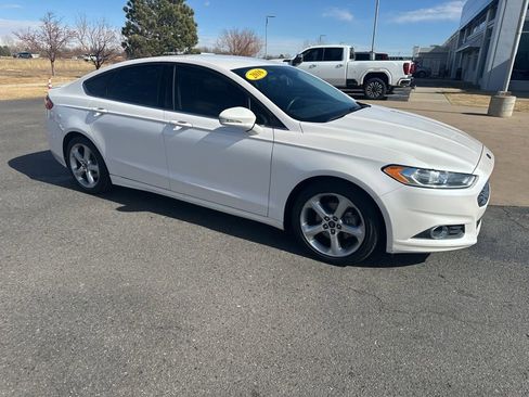 Used 2016 Ford Fusion SE w/ Equipment Group 201A image 33