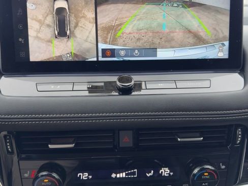 Used 2024 Nissan Rogue SL image 20