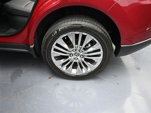 Certified 2024 Toyota Venza Limited AWD/4WD image 21