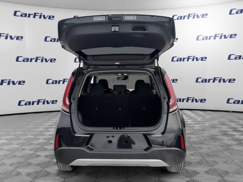 Used 2023 Kia Soul LX w/ Option Group 015 image 11
