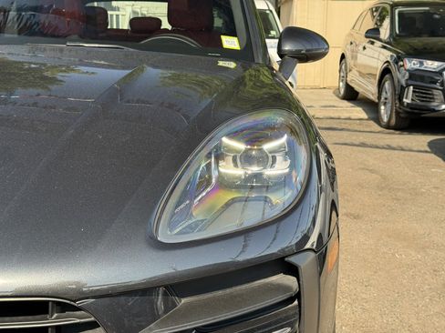 Used 2020 Porsche Macan AWD/4WD image 55
