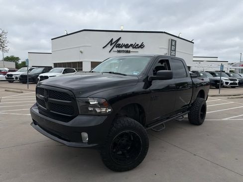 Used 2018 RAM 1500 Express w/ Black Ram 1500 Express Group image 1