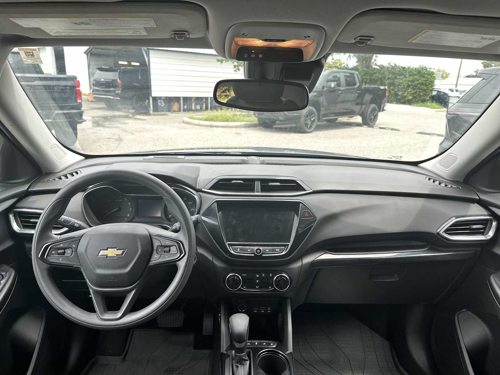 Certified 2023 Chevrolet TrailBlazer LT w/ Convenience Package FWD image 14