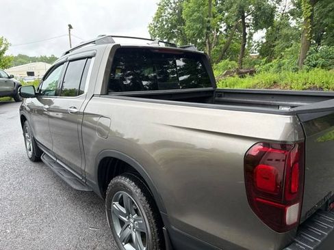 Used 2023 Honda Ridgeline RTL-E image 3