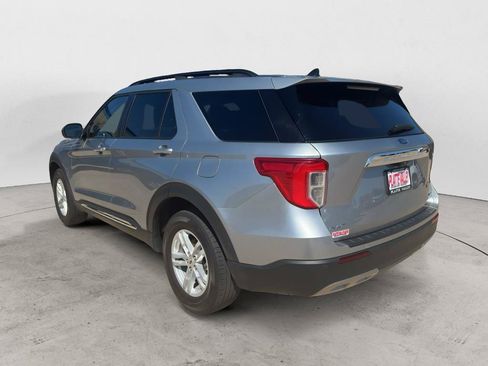 Used 2024 Ford Explorer XLT w/ Equipment Group 202A AWD/4WD image 6
