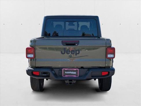 New 2025 Jeep Gladiator Sport image 8