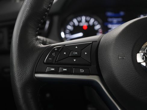 Used 2018 Nissan Rogue SL w/ Premium Package image 27