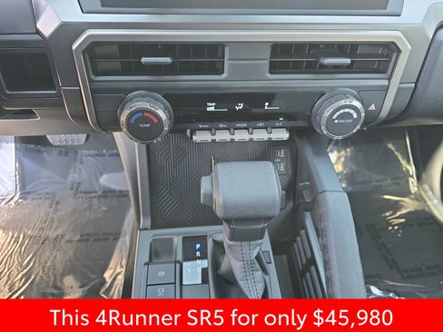 Used 2026 Toyota 4Runner SR5 AWD/4WD image 30