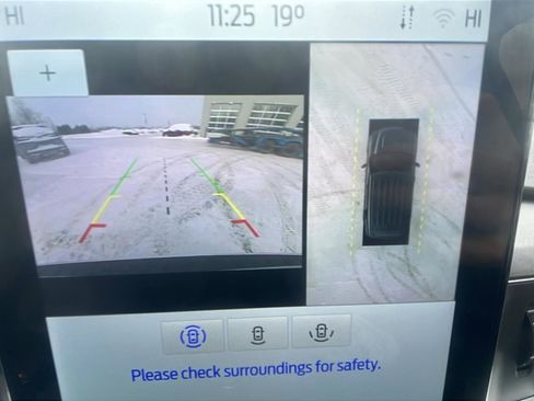 Certified 2023 Ford Explorer Limited w/ Limited Technology Package image 27