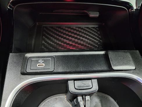 Used 2025 Mercedes-Benz CLA 250 4MATIC image 46