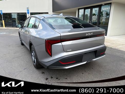 New 2026 Kia K4 FWD image 10