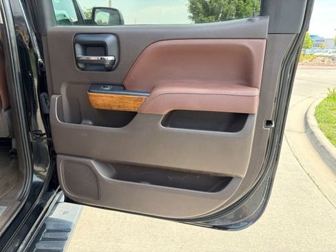 Used 2014 Chevrolet Silverado 1500 High Country w/ High Country Premium Package AWD/4WD image 49