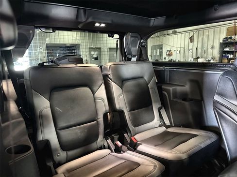 Used 2024 Ford Bronco Black Diamond image 27