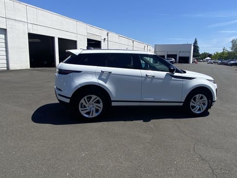 Used 2024 Land Rover Range Rover Evoque S AWD/4WD image 6