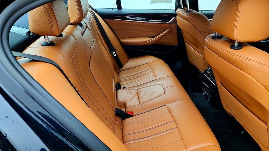 Used 2019 BMW 530i xDrive w/ M Sport Package AWD/4WD image 23