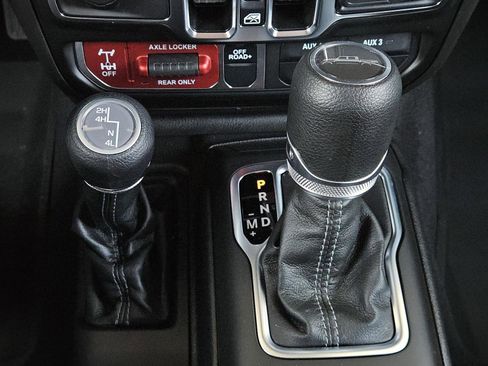 New 2026 Jeep Gladiator Willys AWD/4WD image 14