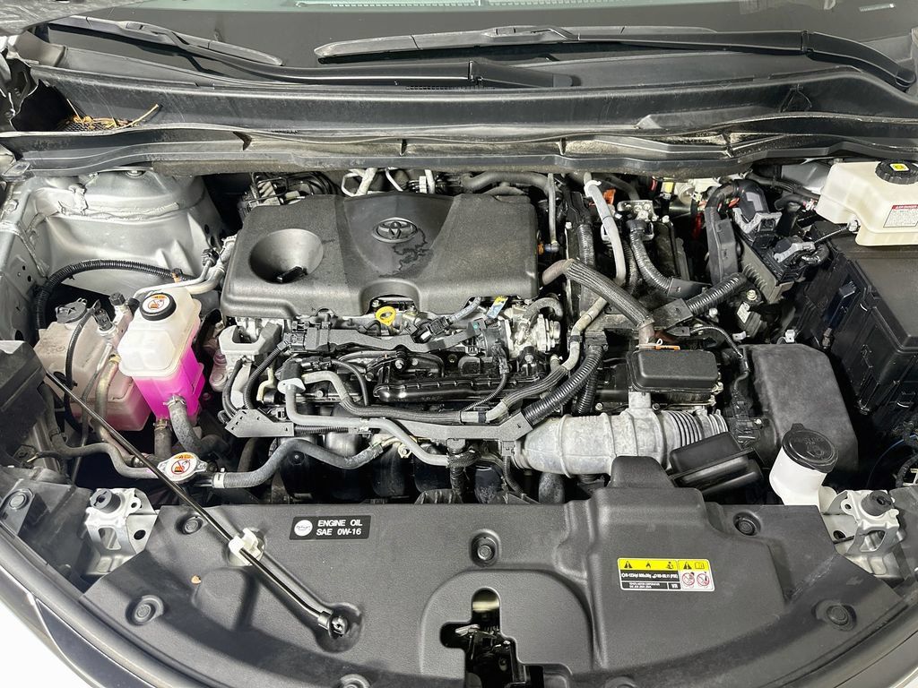Used 2024 Toyota Sienna LE FWD image 10