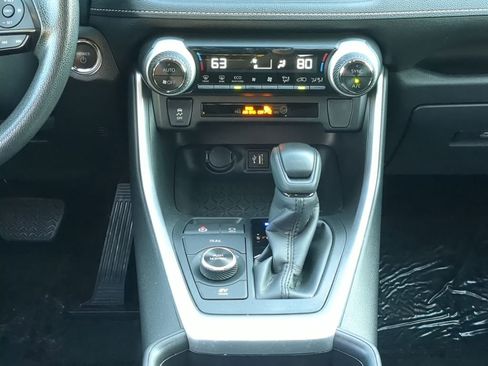 Used 2023 Toyota RAV4 XLE image 27