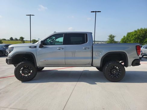 Used 2026 GMC Sierra 1500 AT4X AWD/4WD image 3