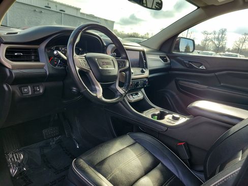 Used 2020 GMC Acadia Denali image 19