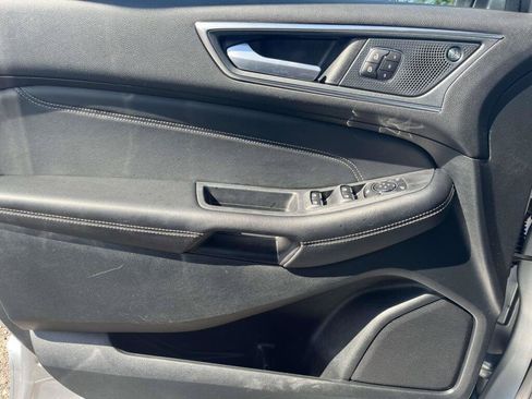Certified 2024 Ford Edge Titanium AWD/4WD image 31