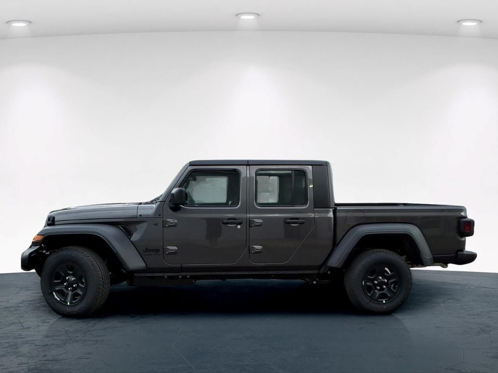 New 2026 Jeep Gladiator Sport AWD/4WD image 5