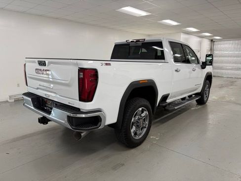 New 2025 GMC Sierra 2500 SLT w/ SLT Premium Package image 7