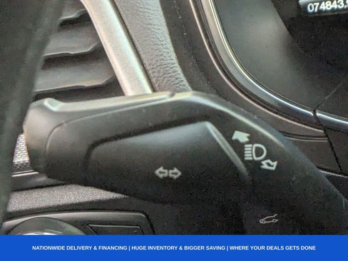 Used 2017 Ford Fusion SE w/ Fusion SE Technology Package image 37