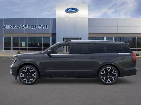 New 2026 Ford Expedition Max Platinum image 3