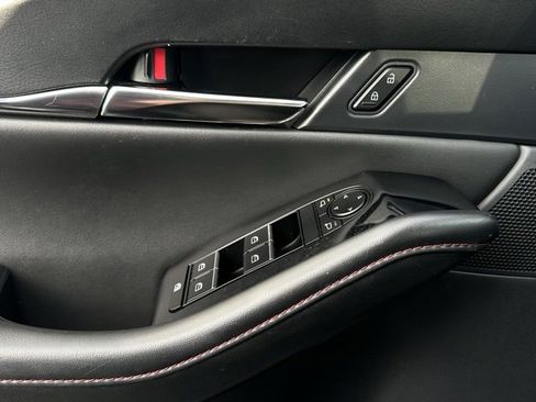 Used 2024 MAZDA CX-30 AWD 2.5 S w/ Preferred Package image 13