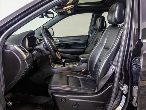 Used 2015 Jeep Grand Cherokee Limited image 25