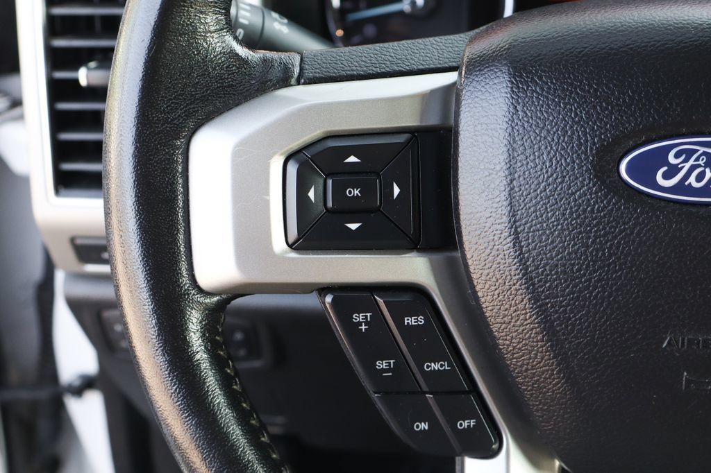 Used 2020 Ford F250 Lariat w/ Lariat Value Package AWD/4WD image 27