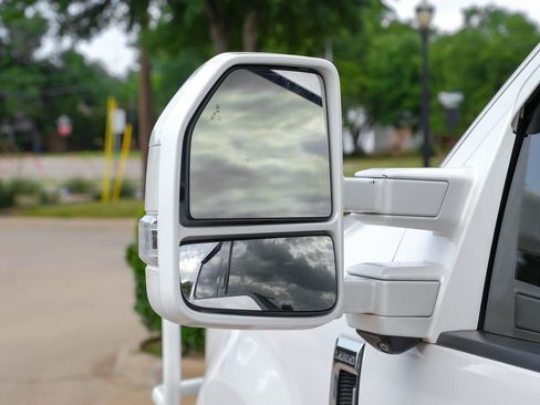 Used 2017 Ford F350 Lariat w/ Lariat Ultimate Package image 37