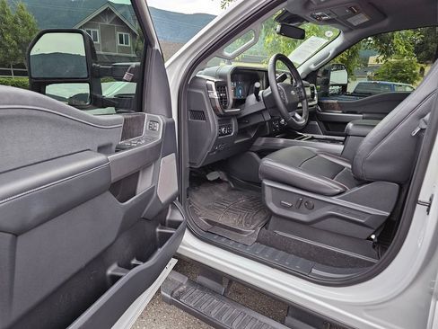 Used 2026 Ford F250 Lariat w/ Black Appearance Package AWD/4WD image 29