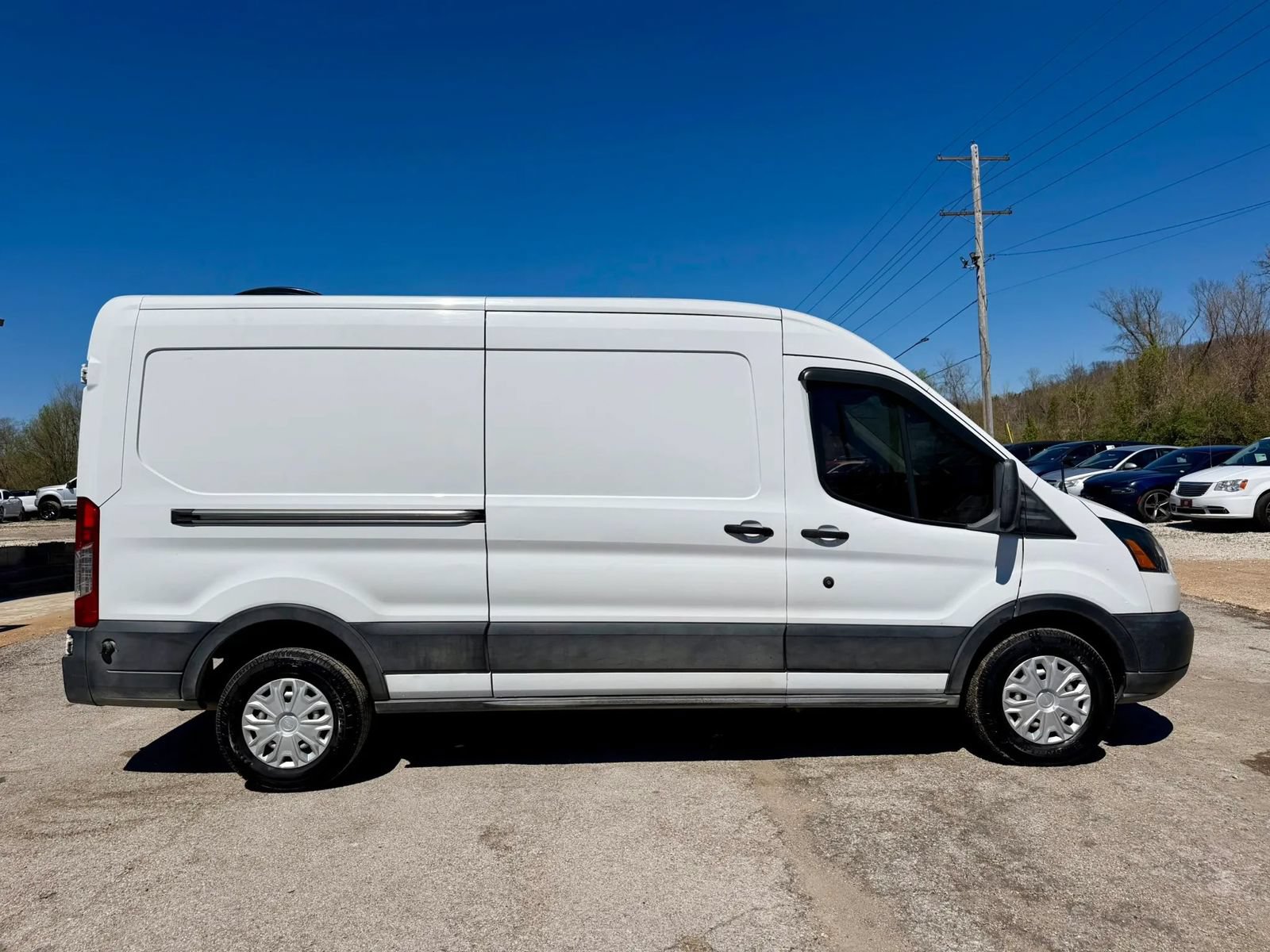 Used 2019 Ford Transit 250 148 Medium Roof w/ Interior Upgrade Package RWD image 4