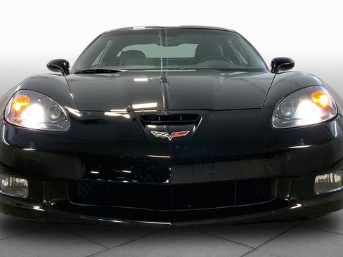 Used 2008 Chevrolet Corvette Z06 w/ Preferred Equipment Group RWD image 3