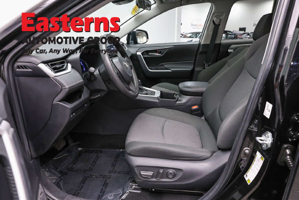Used 2023 Toyota RAV4 XLE w/ Convenience Package AWD/4WD image 14