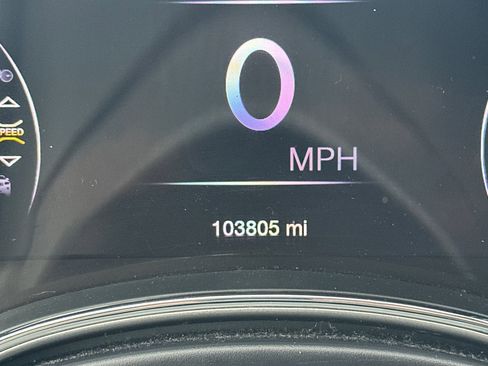 Used 2018 Jeep Grand Cherokee Altitude image 26