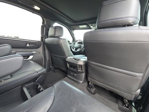 Used 2024 Toyota Sequoia Platinum AWD/4WD image 19
