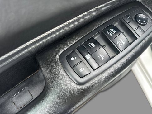 Used 2019 Dodge Durango GT AWD/4WD image 29