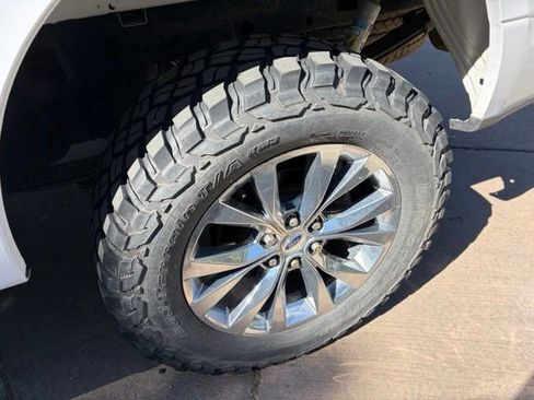 Used 2019 Ford F150 XL w/ Equipment Group 101A Mid AWD/4WD image 13