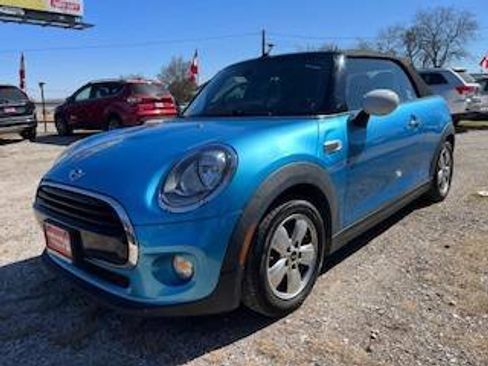 Used 2017 MINI Cooper Convertible image 4