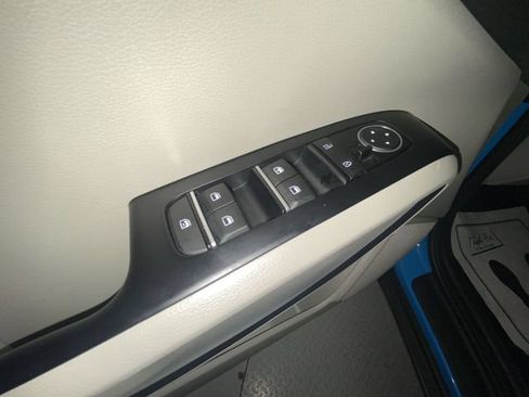 Used 2023 Kia Soul EX FWD image 13
