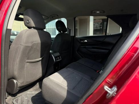 Used 2018 Chevrolet Equinox LT AWD/4WD image 11